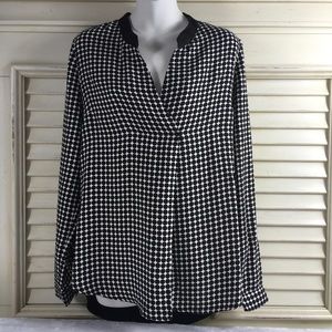 Daniel Rainn Polka Dot Top Long Sleeve **Read **